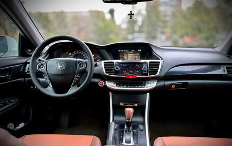 Honda Accord IX рестайлинг, 2013 год, 1 700 000 рублей, 5 фотография