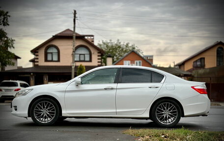 Honda Accord IX рестайлинг, 2013 год, 1 700 000 рублей, 26 фотография