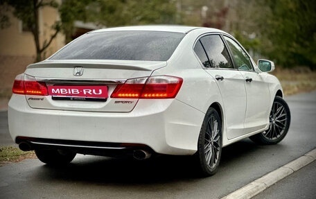 Honda Accord IX рестайлинг, 2013 год, 1 700 000 рублей, 25 фотография