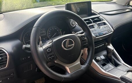 Lexus NX I, 2017 год, 3 500 000 рублей, 12 фотография