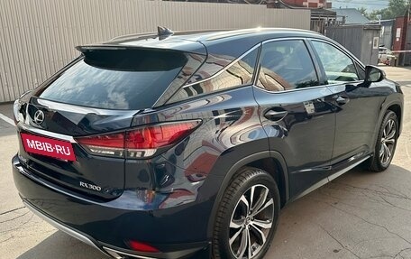 Lexus RX IV рестайлинг, 2020 год, 4 990 000 рублей, 5 фотография