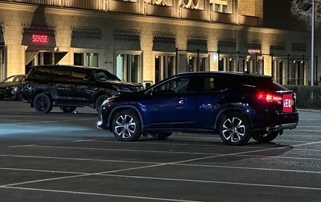 Lexus RX IV рестайлинг, 2020 год, 4 990 000 рублей, 10 фотография
