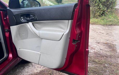 Ford Focus IV, 2004 год, 280 000 рублей, 17 фотография