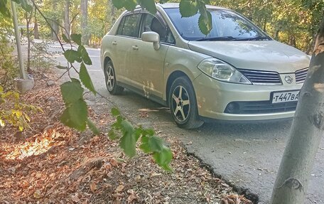 Nissan Tiida, 2005 год, 590 000 рублей, 3 фотография