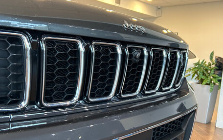 Jeep Grand Cherokee, 2022 год, 9 000 000 рублей, 9 фотография