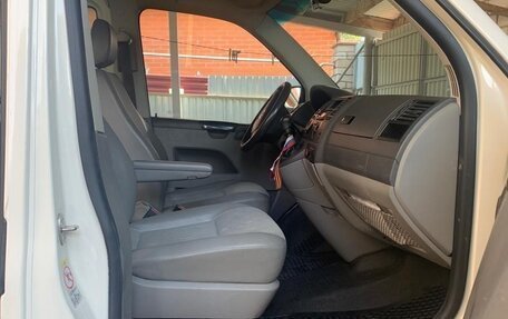 Volkswagen Transporter T5 рестайлинг, 2009 год, 1 050 000 рублей, 5 фотография