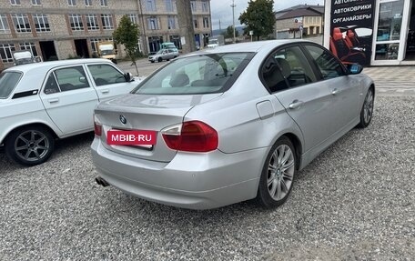 BMW 3 серия, 2005 год, 900 000 рублей, 4 фотография