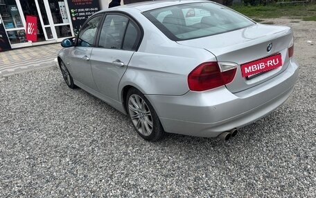 BMW 3 серия, 2005 год, 900 000 рублей, 3 фотография