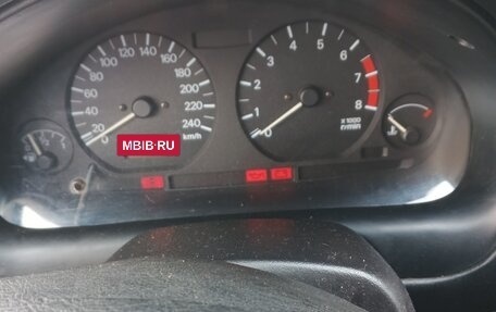 Mitsubishi Carisma I, 2003 год, 370 000 рублей, 6 фотография
