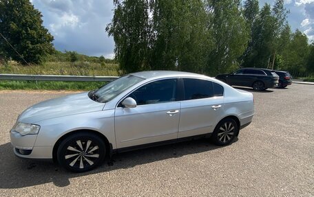 Volkswagen Passat B6, 2008 год, 520 000 рублей, 2 фотография