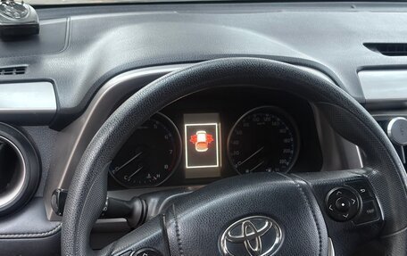 Toyota RAV4, 2016 год, 2 300 000 рублей, 14 фотография