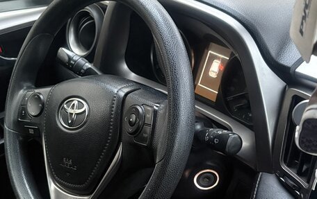 Toyota RAV4, 2016 год, 2 300 000 рублей, 16 фотография
