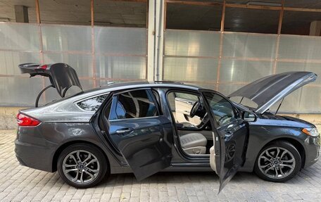 Ford Fusion (North America) II, 2019 год, 3 фотография