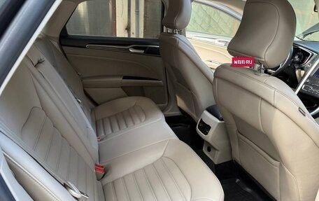 Ford Fusion (North America) II, 2019 год, 4 фотография