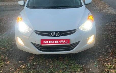 Hyundai Avante, 2012 год, 1 200 000 рублей, 6 фотография