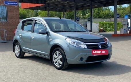 Renault Sandero I, 2012 год, 680 000 рублей, 3 фотография