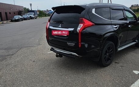 Mitsubishi Pajero Sport III рестайлинг, 2019 год, 2 700 000 рублей, 3 фотография