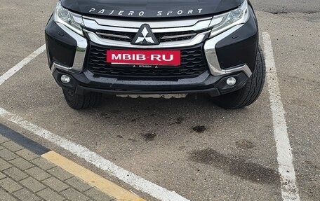 Mitsubishi Pajero Sport III рестайлинг, 2019 год, 2 700 000 рублей, 2 фотография