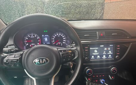 KIA Rio IV, 2018 год, 1 400 000 рублей, 3 фотография