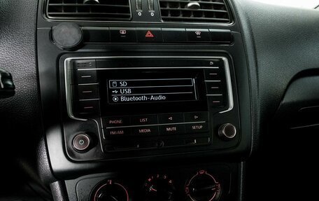 Volkswagen Polo VI (EU Market), 2017 год, 1 130 000 рублей, 10 фотография
