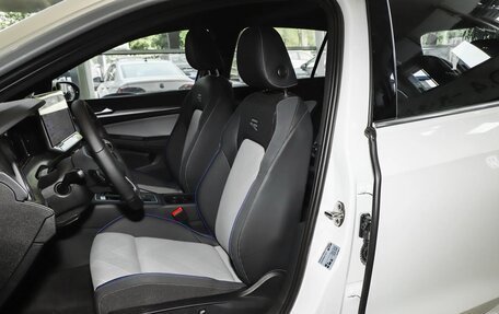 Volkswagen Golf VIII, 2025 год, 3 507 000 рублей, 14 фотография