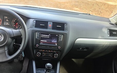 Volkswagen Jetta VI, 2012 год, 835 000 рублей, 6 фотография