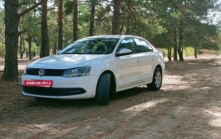 Volkswagen Jetta VI, 2012 год, 835 000 рублей, 4 фотография