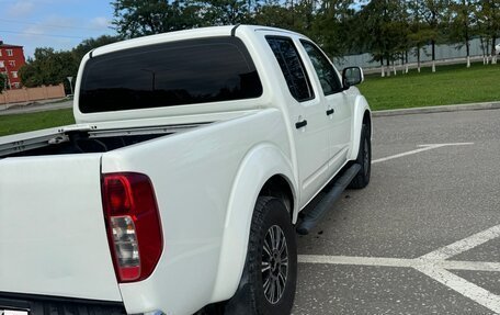 Nissan Navara (Frontier), 2011 год, 1 280 000 рублей, 4 фотография