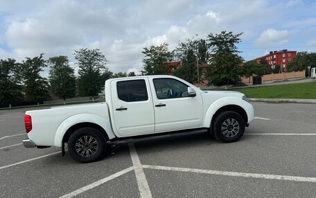 Nissan Navara (Frontier), 2011 год, 1 280 000 рублей, 3 фотография
