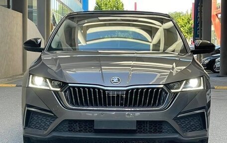 Skoda Octavia IV, 2021 год, 2 160 000 рублей, 2 фотография