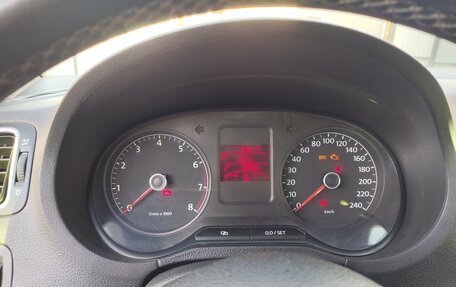 Volkswagen Polo VI (EU Market), 2014 год, 850 000 рублей, 5 фотография