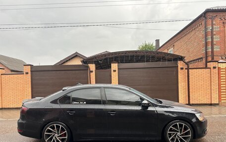 Volkswagen Jetta VI, 2011 год, 1 200 000 рублей, 4 фотография