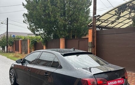 Volkswagen Jetta VI, 2011 год, 1 200 000 рублей, 6 фотография