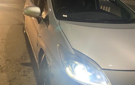 Toyota Prius, 2012 год, 900 000 рублей, 4 фотография