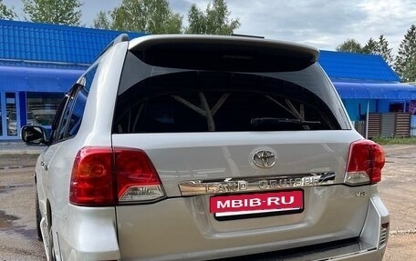 Toyota Land Cruiser 200, 2013 год, 3 500 000 рублей, 6 фотография