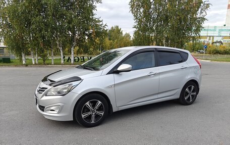 Hyundai Solaris II рестайлинг, 2015 год, 1 160 000 рублей, 1 фотография