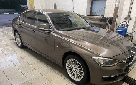 BMW 3 серия, 2013 год, 1 500 000 рублей, 4 фотография