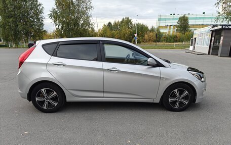 Hyundai Solaris II рестайлинг, 2015 год, 1 160 000 рублей, 3 фотография
