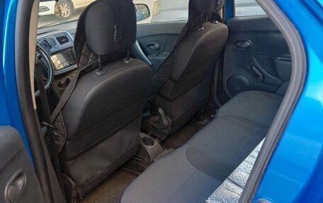 Renault Logan II, 2014 год, 700 000 рублей, 10 фотография