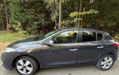 Renault Megane III, 2013 год, 720 000 рублей, 2 фотография