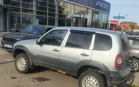 Chevrolet Niva I рестайлинг, 2011 год, 320 000 рублей, 3 фотография