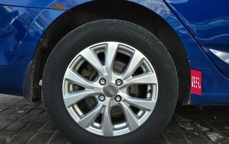 Hyundai Solaris II рестайлинг, 2011 год, 740 111 рублей, 13 фотография