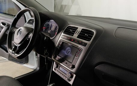 Volkswagen Polo VI (EU Market), 2018 год, 1 149 000 рублей, 8 фотография