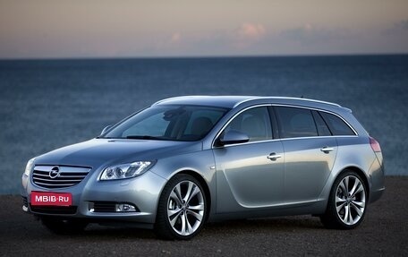 Opel Insignia II рестайлинг, 2012 год, 900 000 рублей, 1 фотография