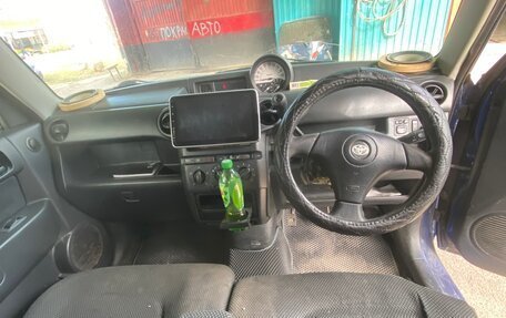 Toyota bB I рестайлинг, 2002 год, 450 000 рублей, 8 фотография