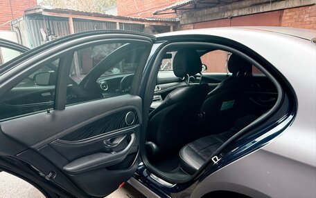 Mercedes-Benz E-Класс, 2021 год, 4 500 000 рублей, 7 фотография