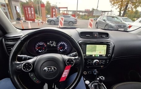 KIA Soul II рестайлинг, 2015 год, 1 890 000 рублей, 13 фотография