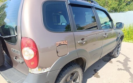 Chevrolet Niva I рестайлинг, 2018 год, 780 000 рублей, 4 фотография