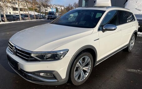 Volkswagen Passat B8 рестайлинг, 2020 год, 3 050 000 рублей, 3 фотография