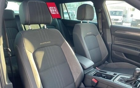 Volkswagen Passat B8 рестайлинг, 2020 год, 3 050 000 рублей, 11 фотография